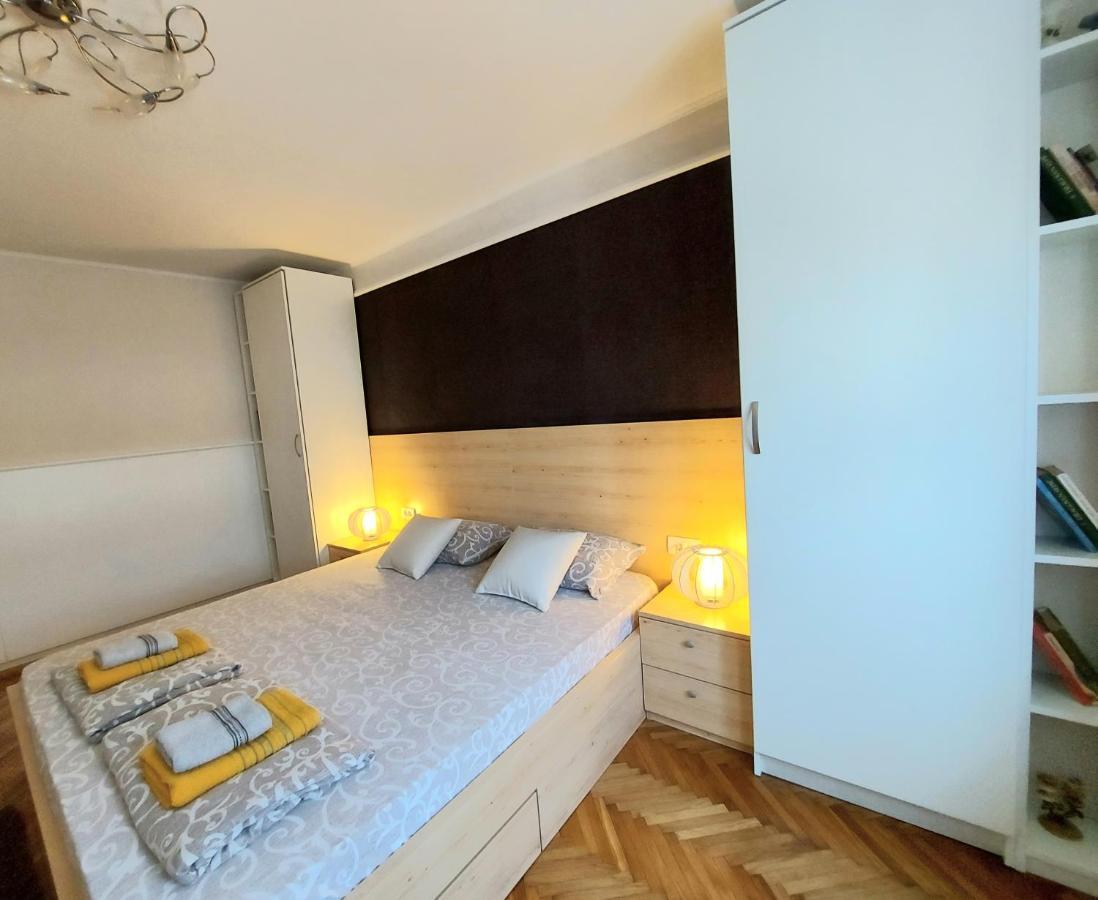 Central Apartment With Garage Nowy Sad Zewnętrze zdjęcie