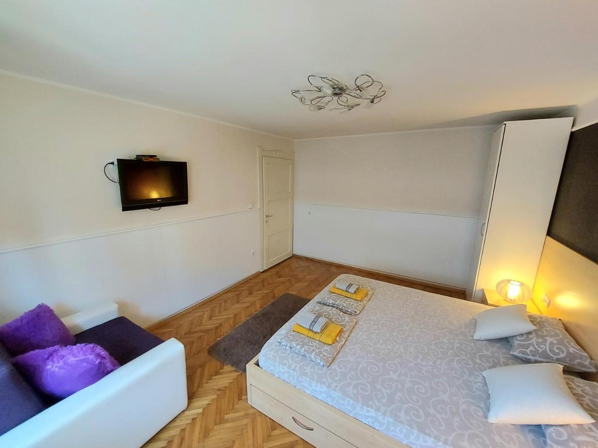 Central Apartment With Garage Nowy Sad Zewnętrze zdjęcie
