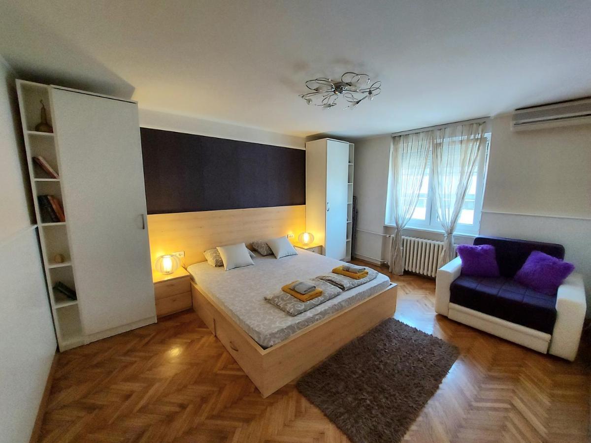 Central Apartment With Garage Nowy Sad Zewnętrze zdjęcie