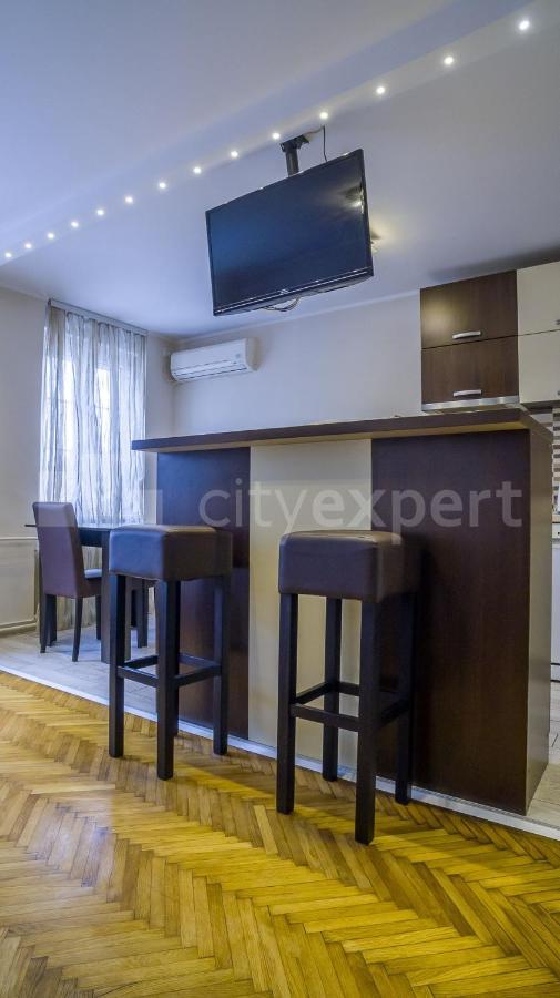 Central Apartment With Garage Nowy Sad Zewnętrze zdjęcie